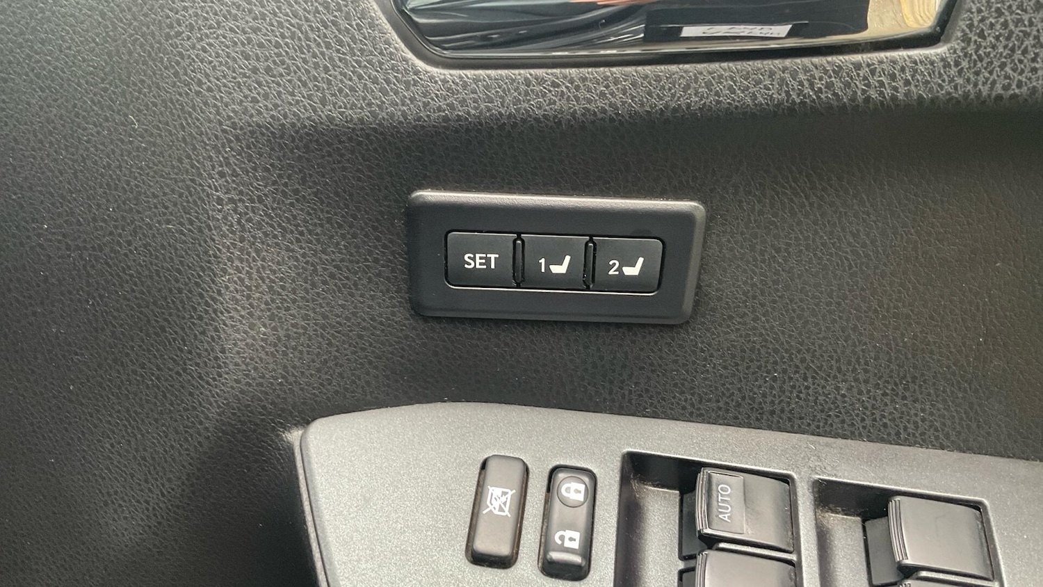 Used Toyota RAV4 2019 for sale - 76550282: Photo 38