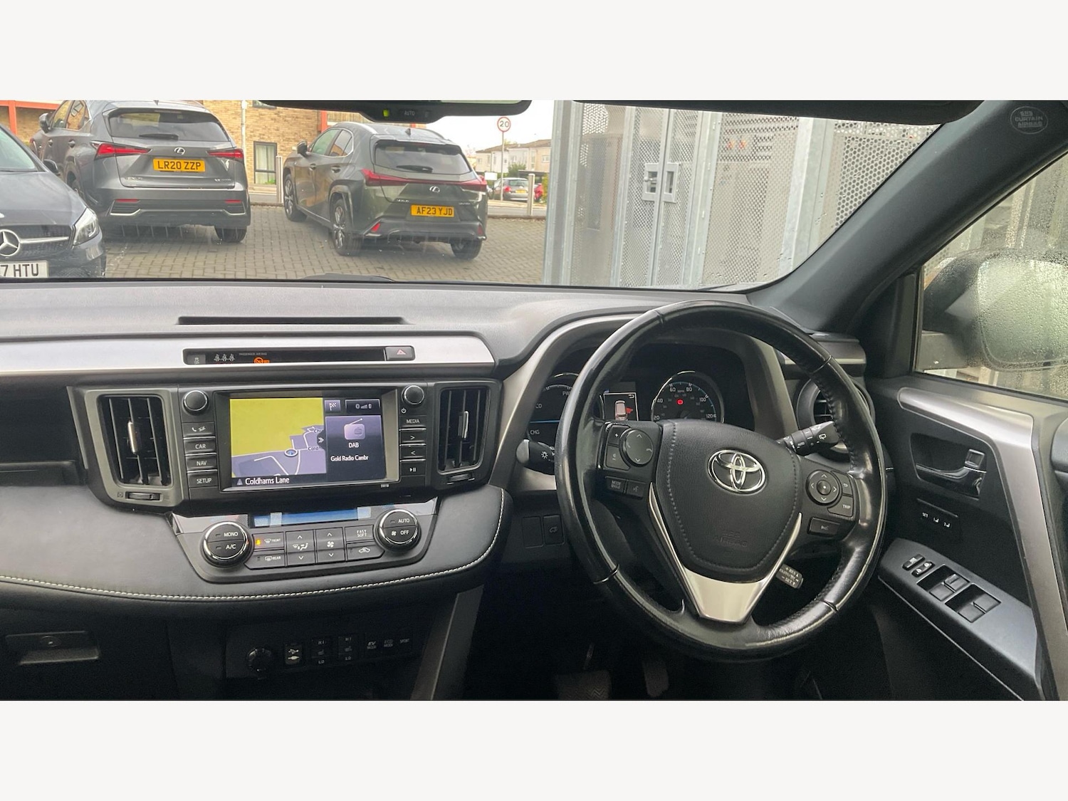 Used Toyota RAV4 2019 for sale - 76550282: Photo 7