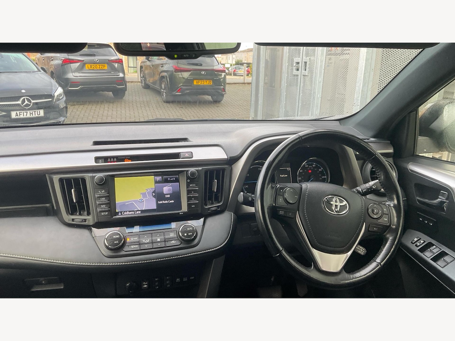 Used Toyota RAV4 2019 for sale - 76550282: Photo 8
