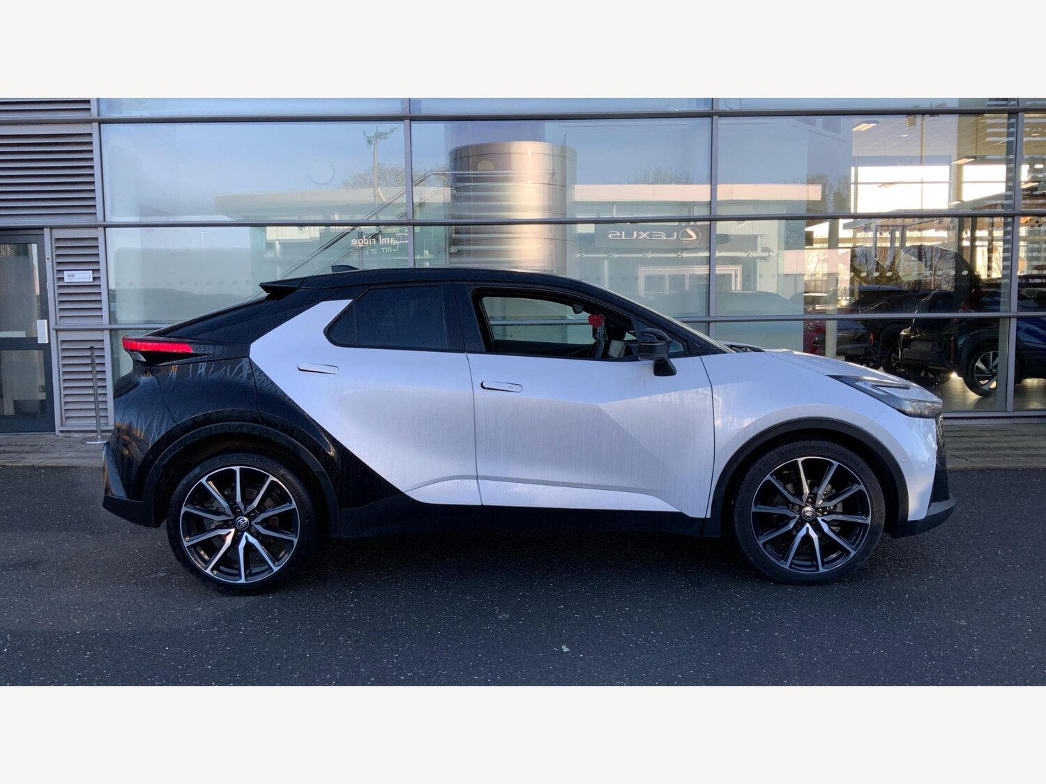 Used Toyota C-HR 2025 for sale - 77268046: Photo 18