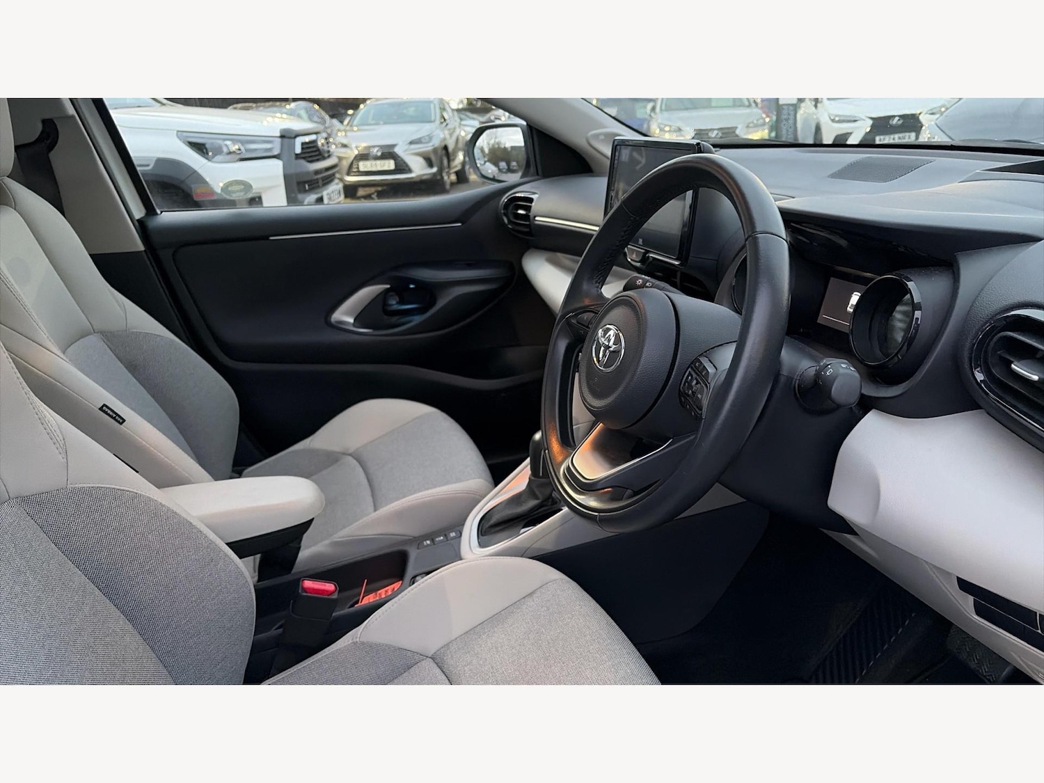 Used Toyota Yaris 2023 for sale - 77144131: Photo 13