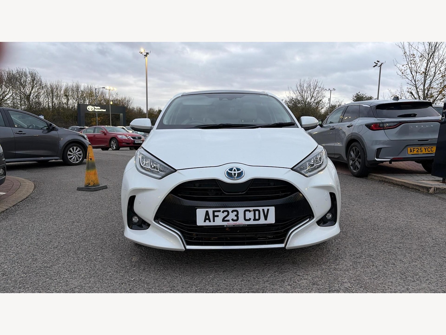 Used Toyota Yaris 2023 for sale - 77144131: Photo 17