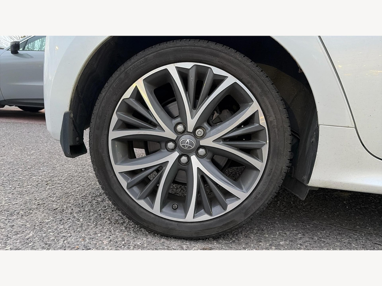 Used Toyota Yaris 2023 for sale - 77144131: Photo 20