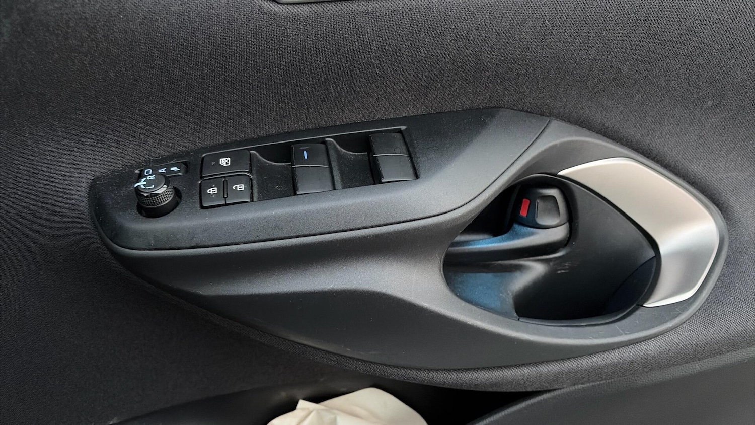 Used Toyota Yaris 2023 for sale - 77144131: Photo 35