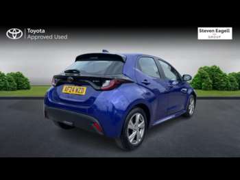 Used Toyota Yaris 2024 for sale - 74700682: Photo
