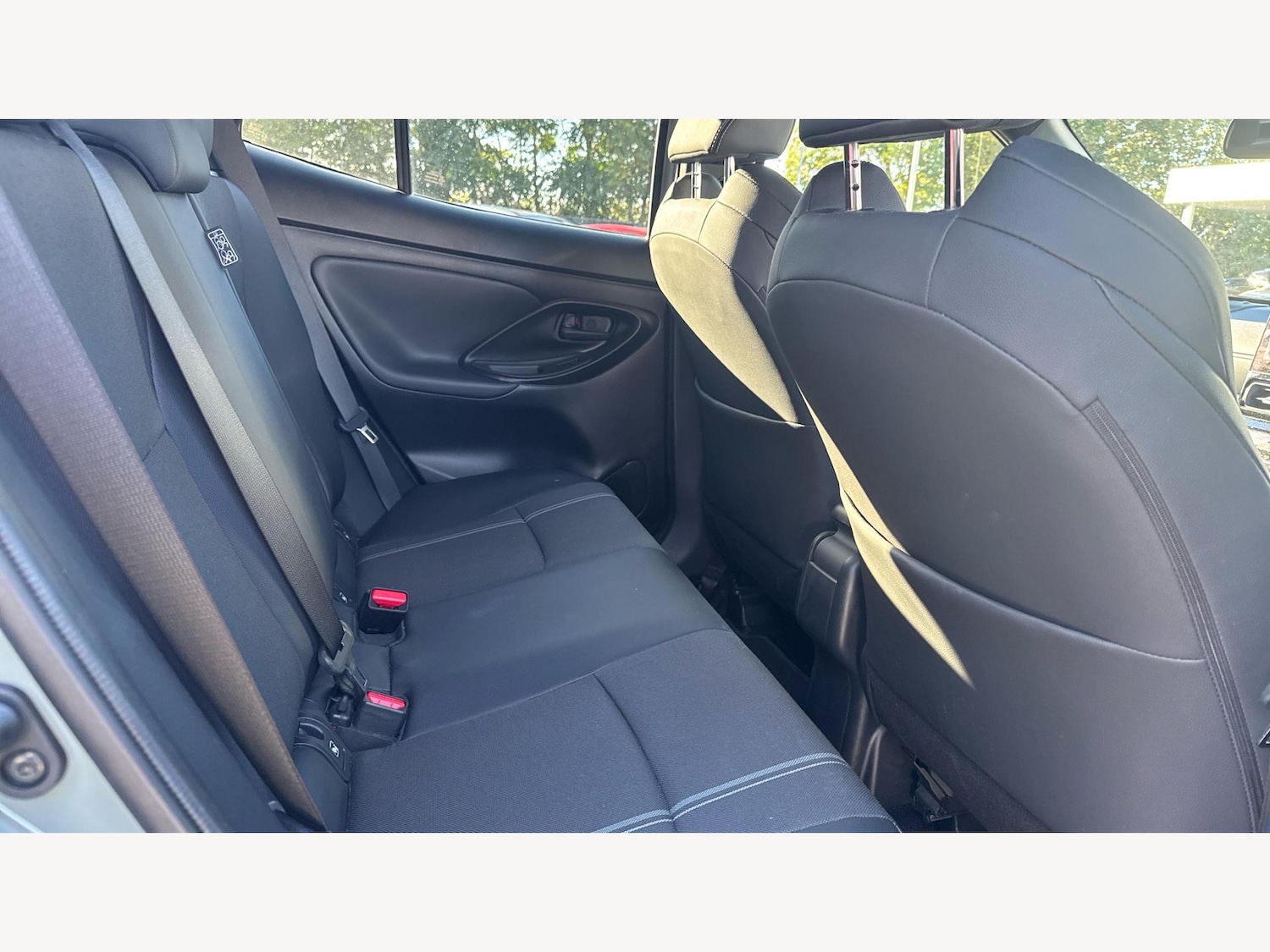 Used Toyota Yaris Cross 2024 for sale - 76398188: Photo 14