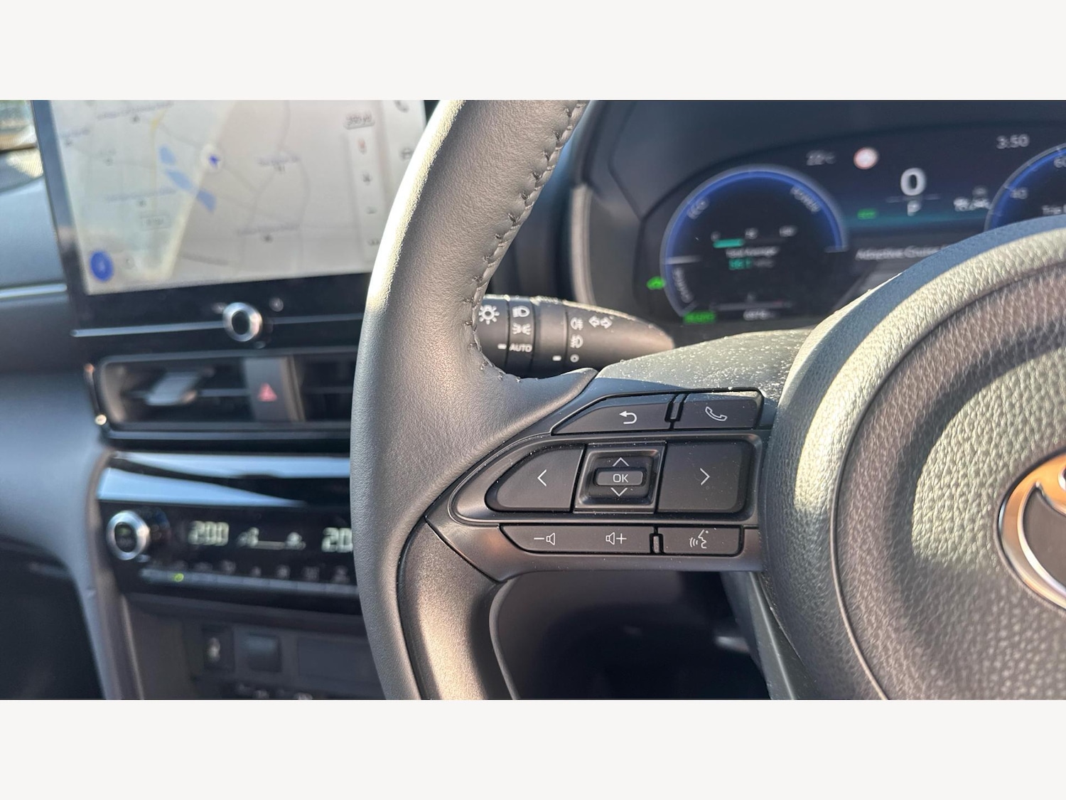 Used Toyota Yaris Cross 2024 for sale - 76398188: Photo 34