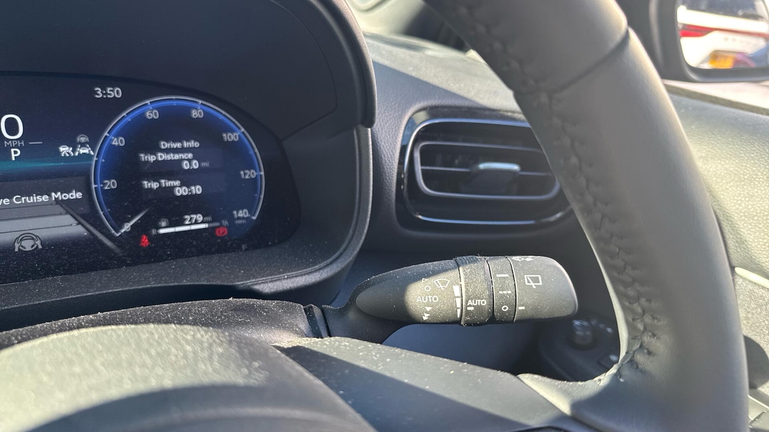 Used Toyota Yaris Cross 2024 for sale - 76398188: Photo 35