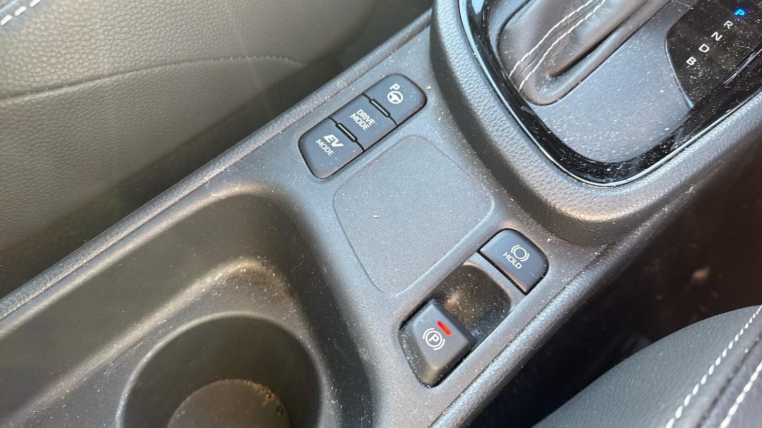 Used Toyota Yaris Cross 2024 for sale - 76398188: Photo 41