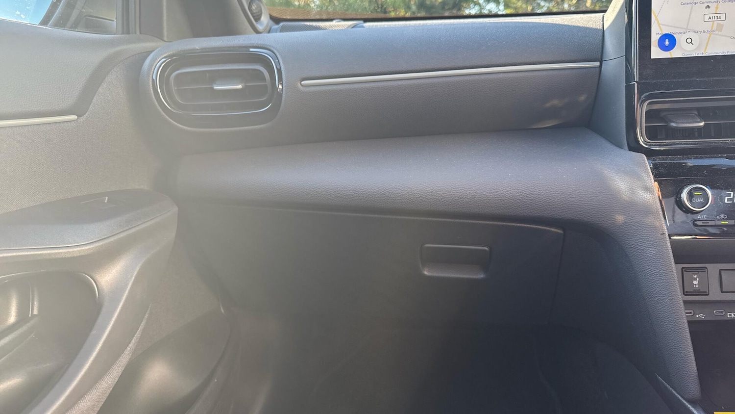 Used Toyota Yaris Cross 2024 for sale - 76398188: Photo 42