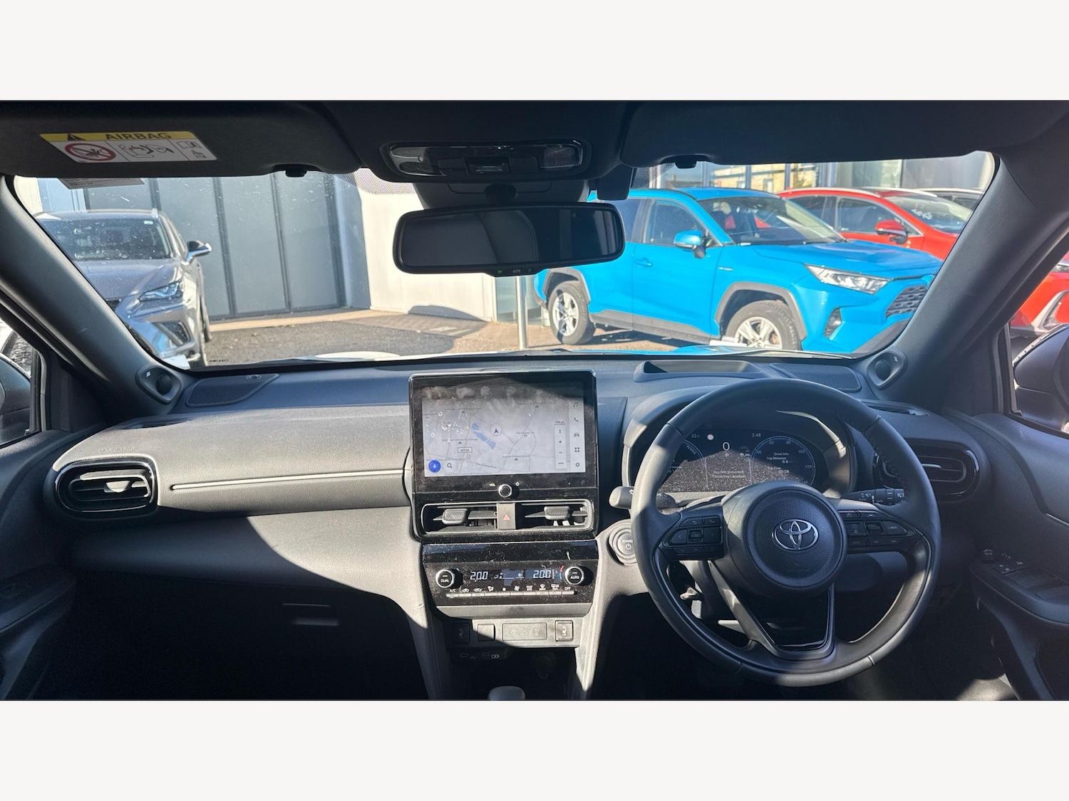 Used Toyota Yaris Cross 2024 for sale - 76398188: Photo 7