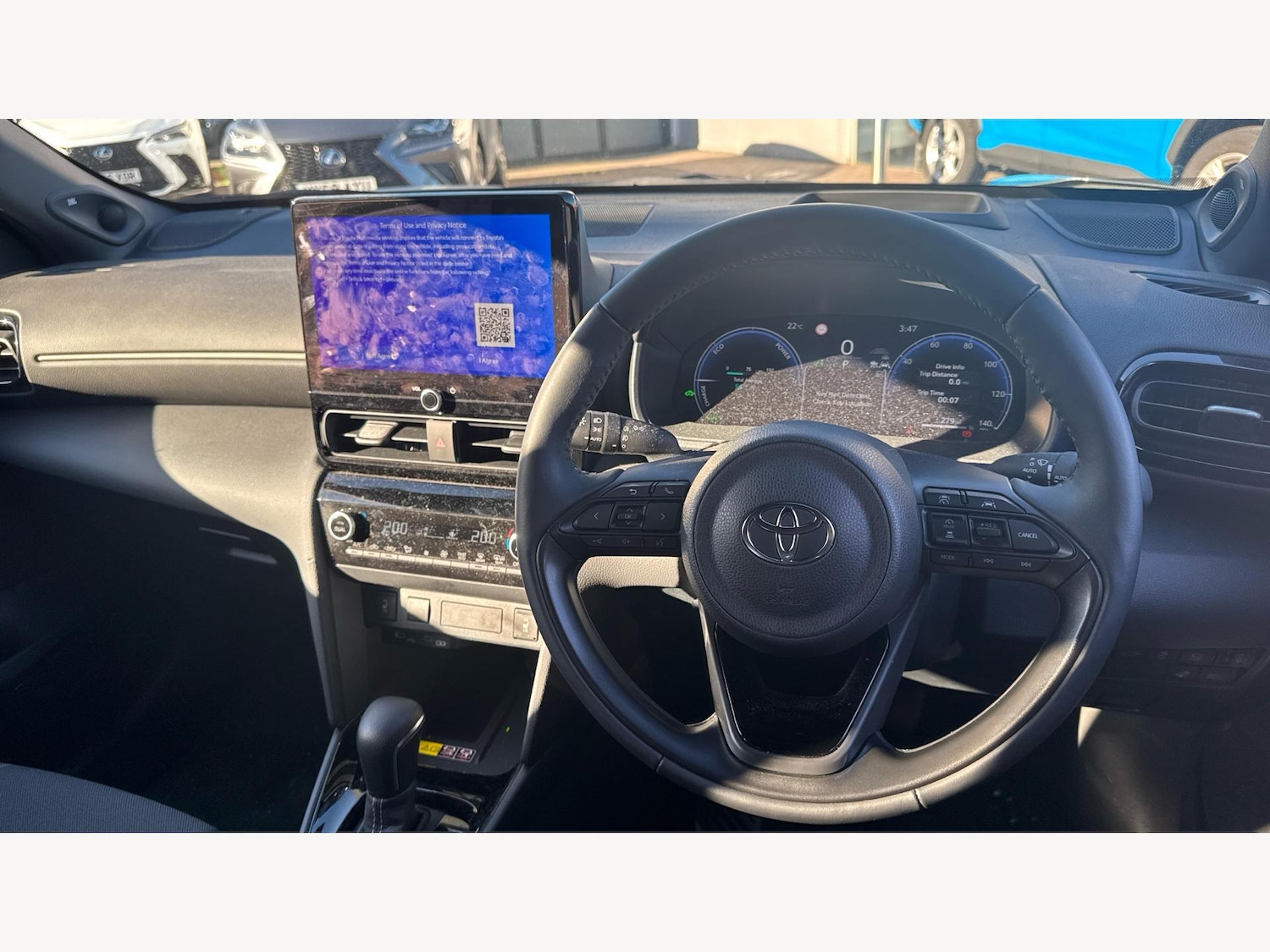 Used Toyota Yaris Cross 2024 for sale - 76398188: Photo 8