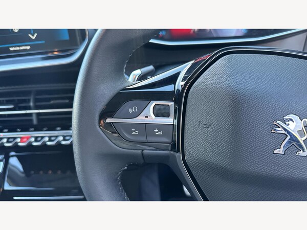Used Peugeot 208 2022 for sale - 76326261: Photo 31