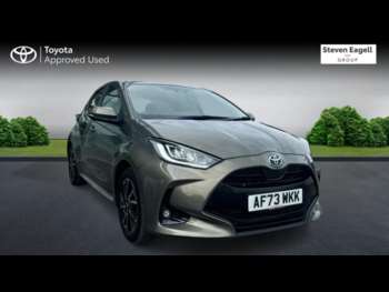 2023 (73) - 1.5 VVT-h Design Hatchback 5dr Petrol Hybrid E-CVT Euro 6 (s/s) (116 ps)