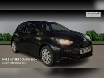 (71) - 1.5 VVT-h Icon Hatchback 5dr Petrol Hybrid E-CVT Euro 6 (s/s) (116 ps)