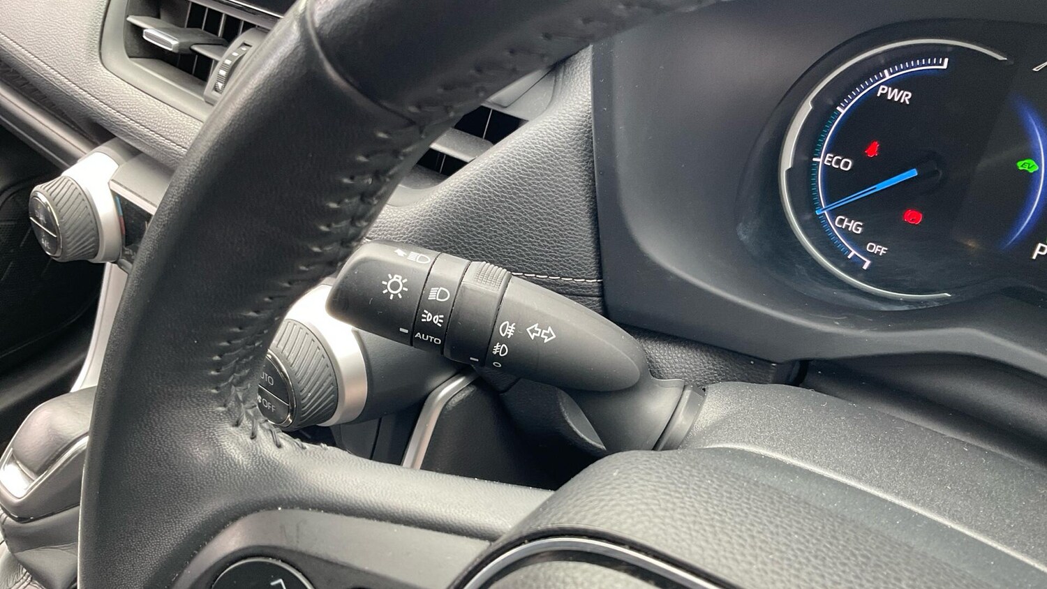 Used Toyota RAV4 2022 for sale - 76975962: Photo 40