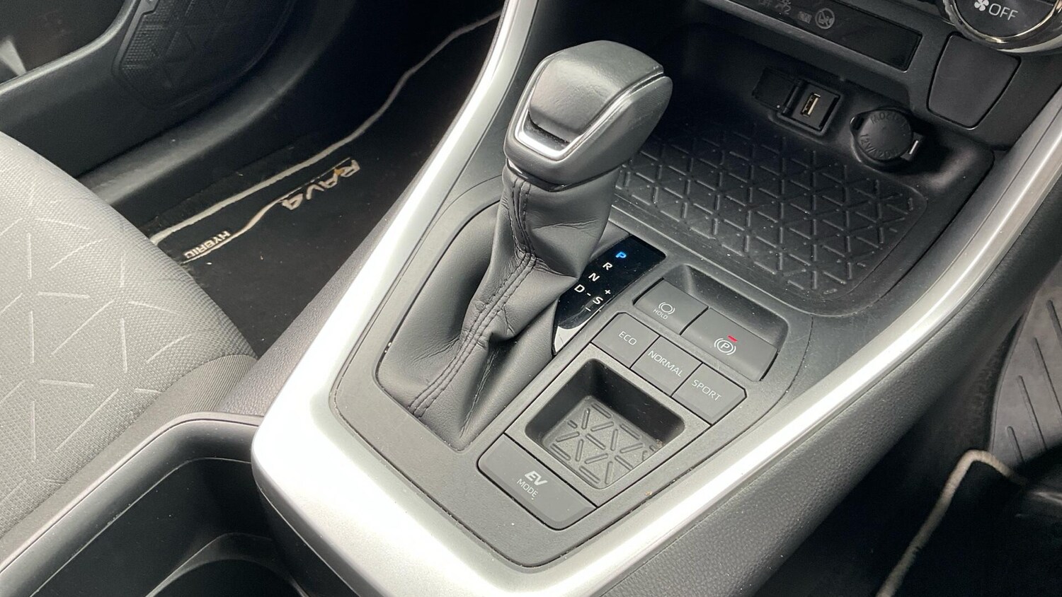 Used Toyota RAV4 2022 for sale - 76975962: Photo 42