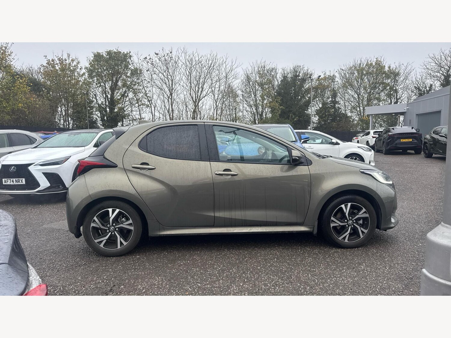 Used Toyota Yaris for sale - 77175066: Photo 18