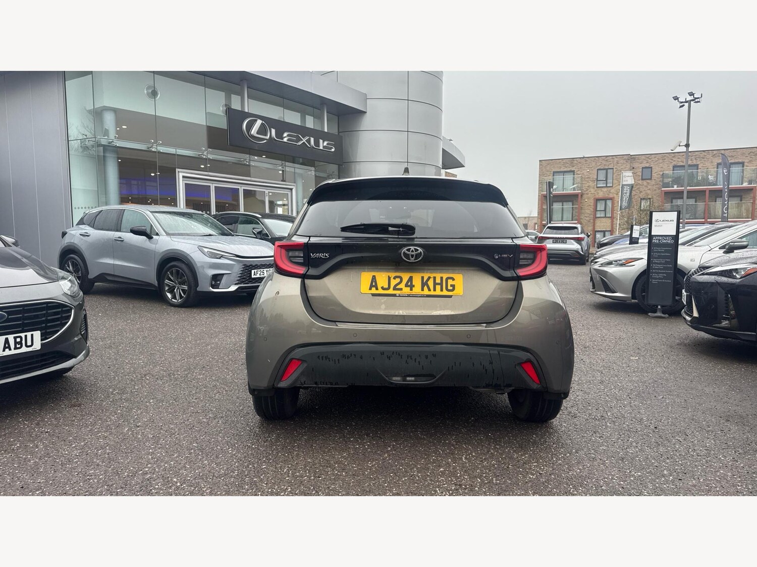 Used Toyota Yaris for sale - 77175066: Photo 21