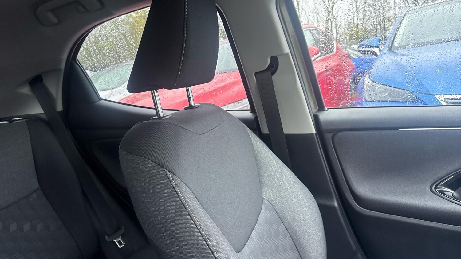 Used Toyota Yaris for sale - 77175066: Photo 36