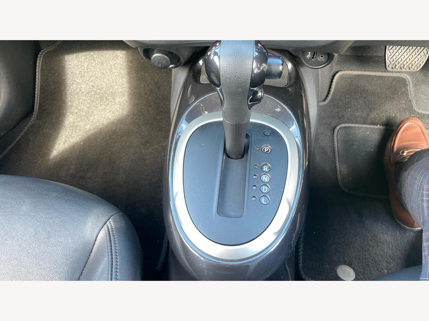 Vehicle 28