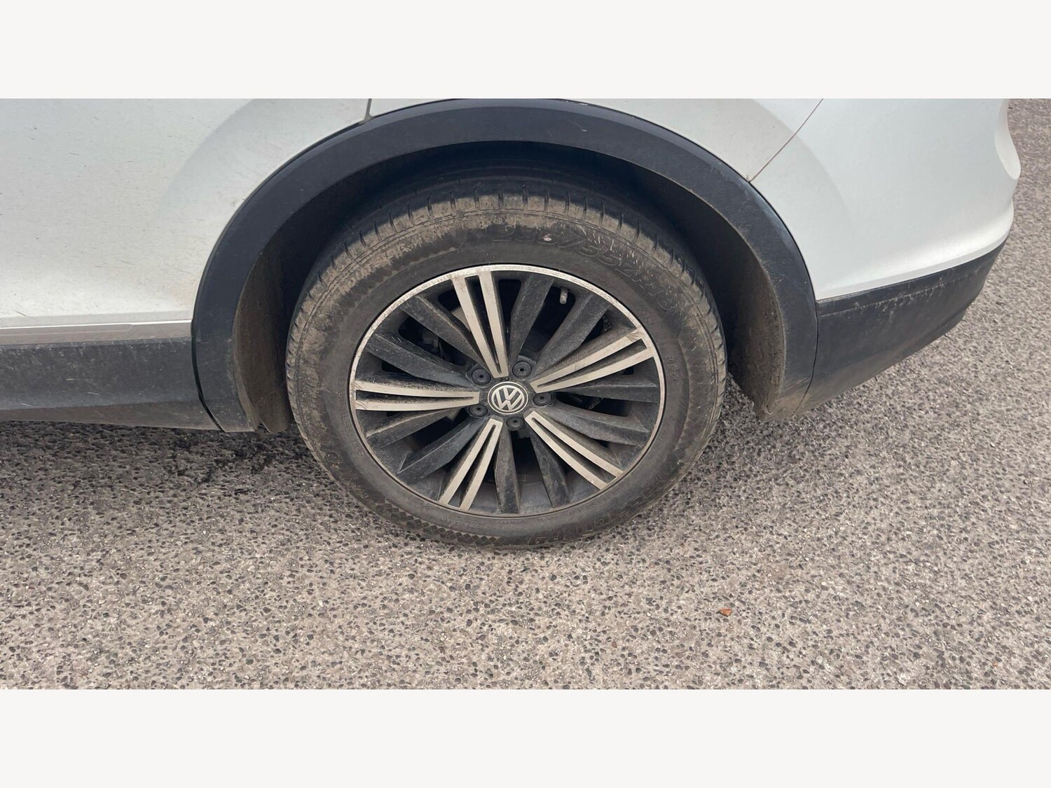 Used Volkswagen Tiguan for sale - 77909181: Photo 30