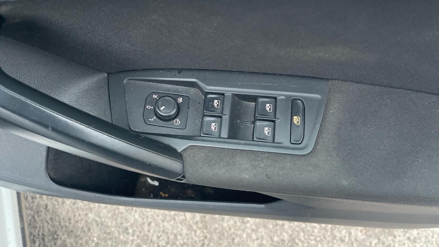 Used Volkswagen Tiguan for sale - 77909181: Photo 32