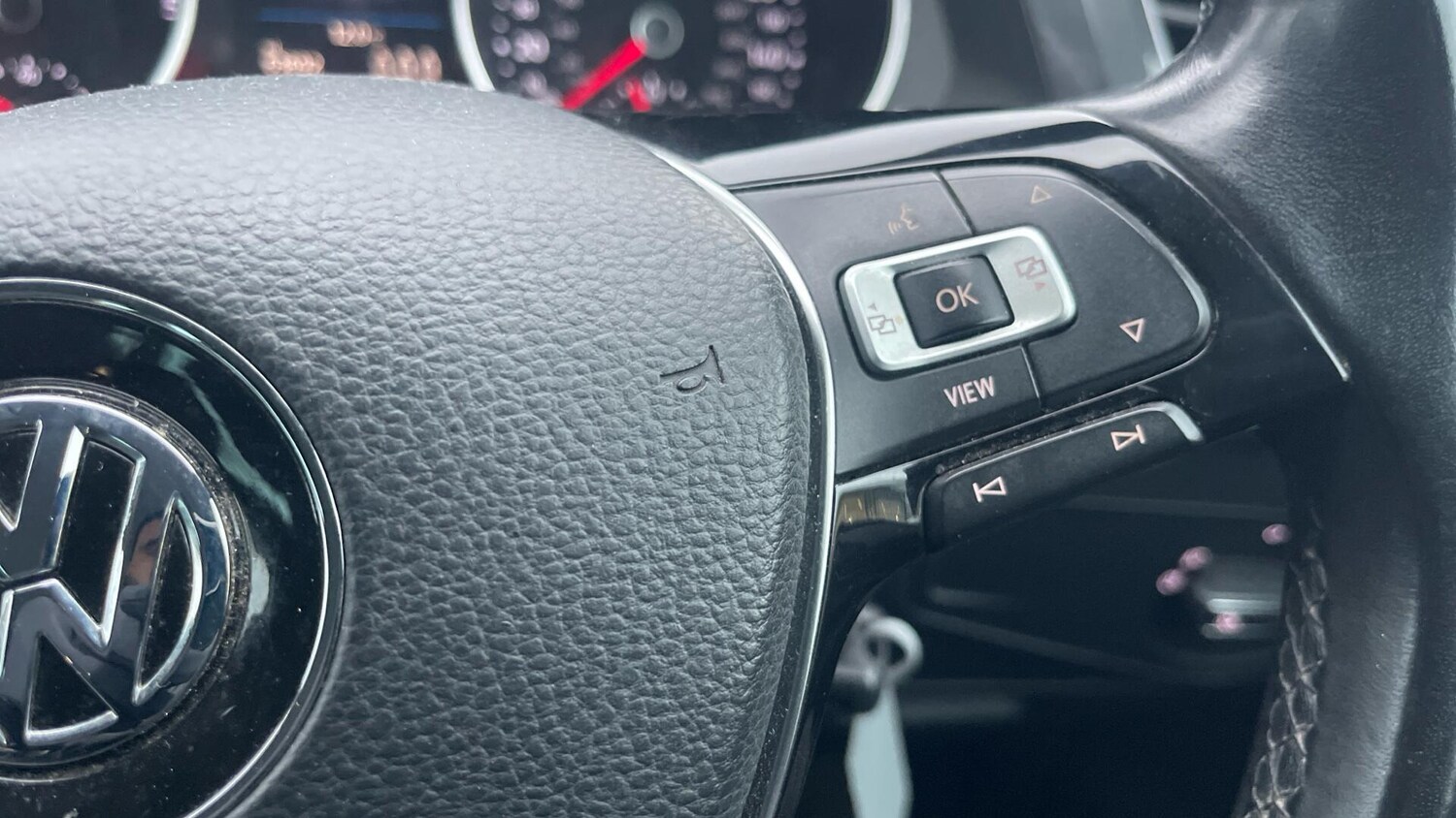 Used Volkswagen Tiguan for sale - 77909181: Photo 35