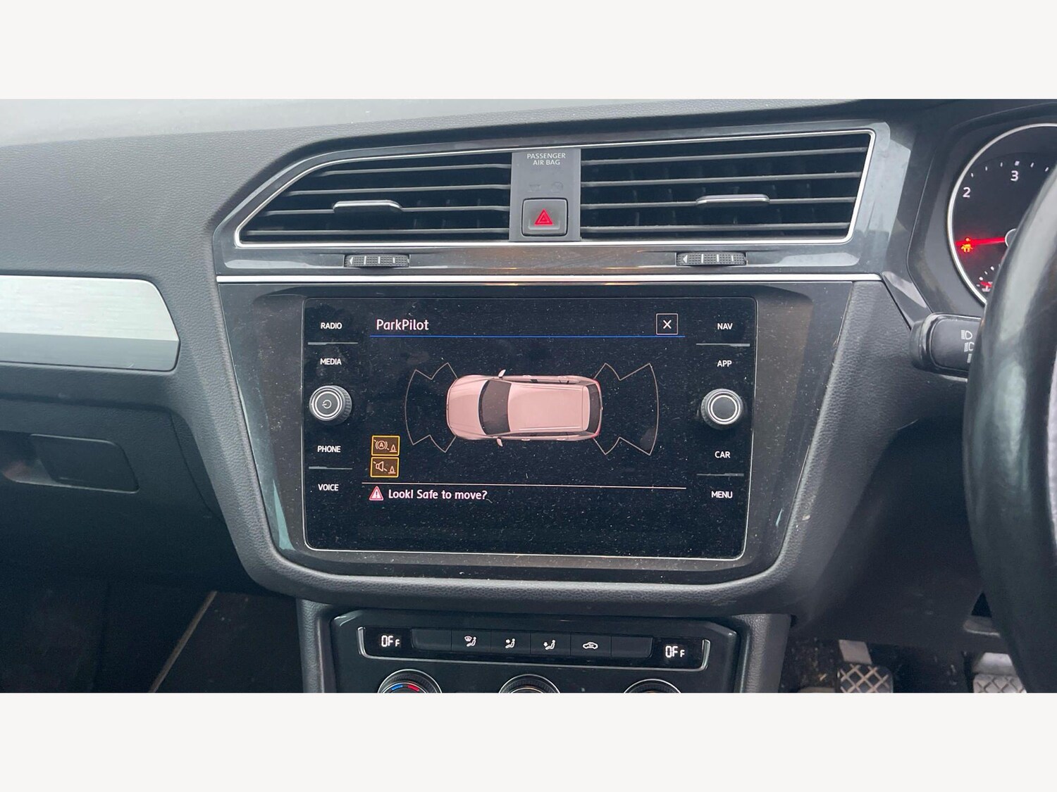 Used Volkswagen Tiguan for sale - 77909181: Photo 9