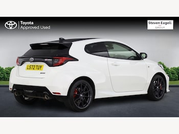 Used Toyota Yaris 2022 for sale - 79304140: Photo