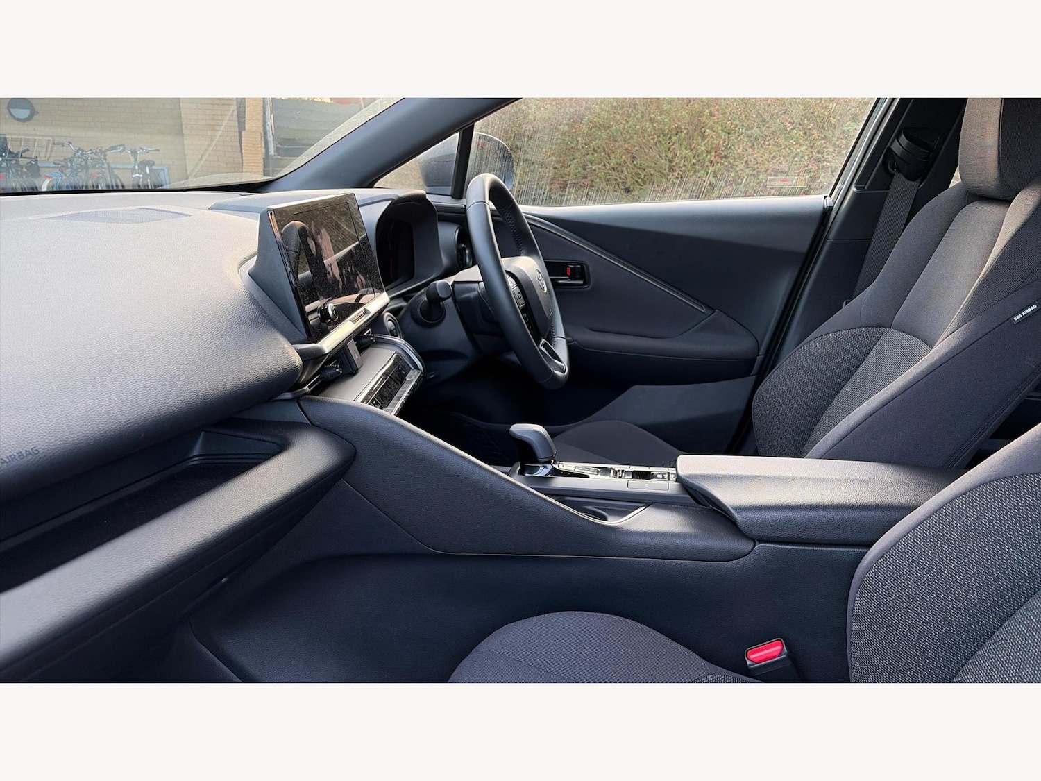 Used Toyota C-HR 2025 for sale - 77597726: Photo 12