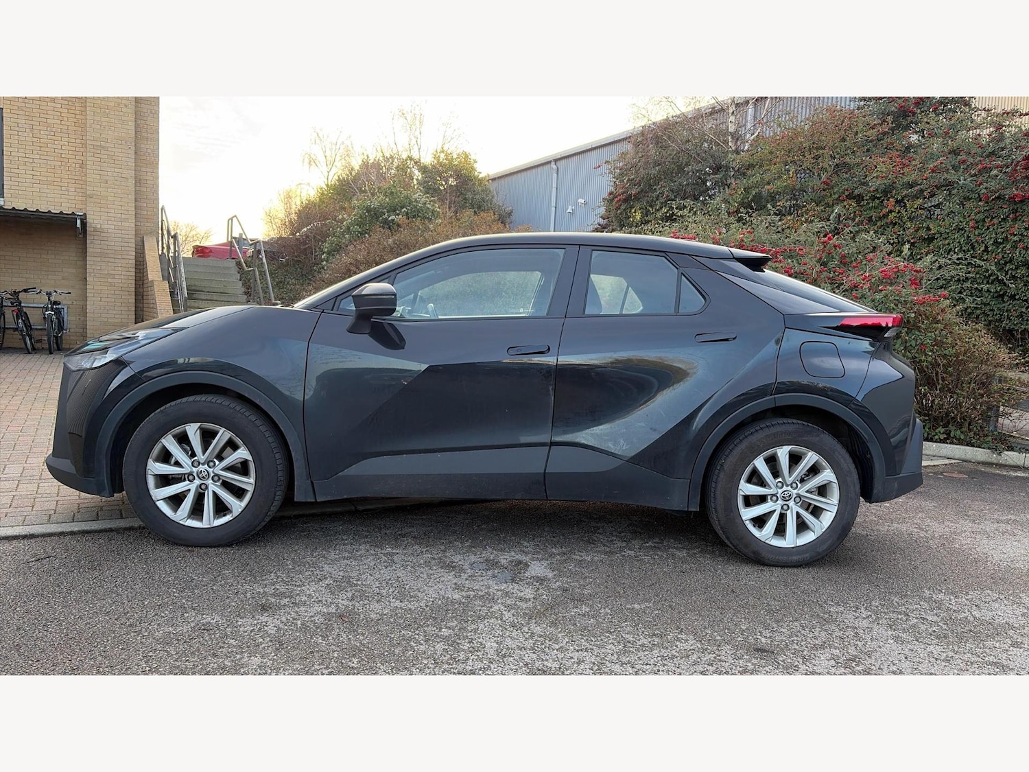 Used Toyota C-HR 2025 for sale - 77597726: Photo 19