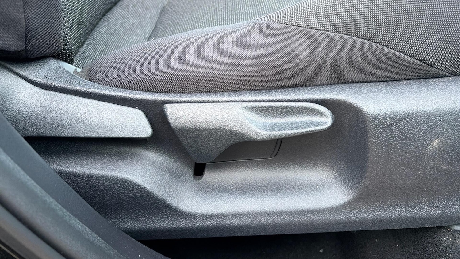 Used Toyota C-HR 2025 for sale - 77597726: Photo 41