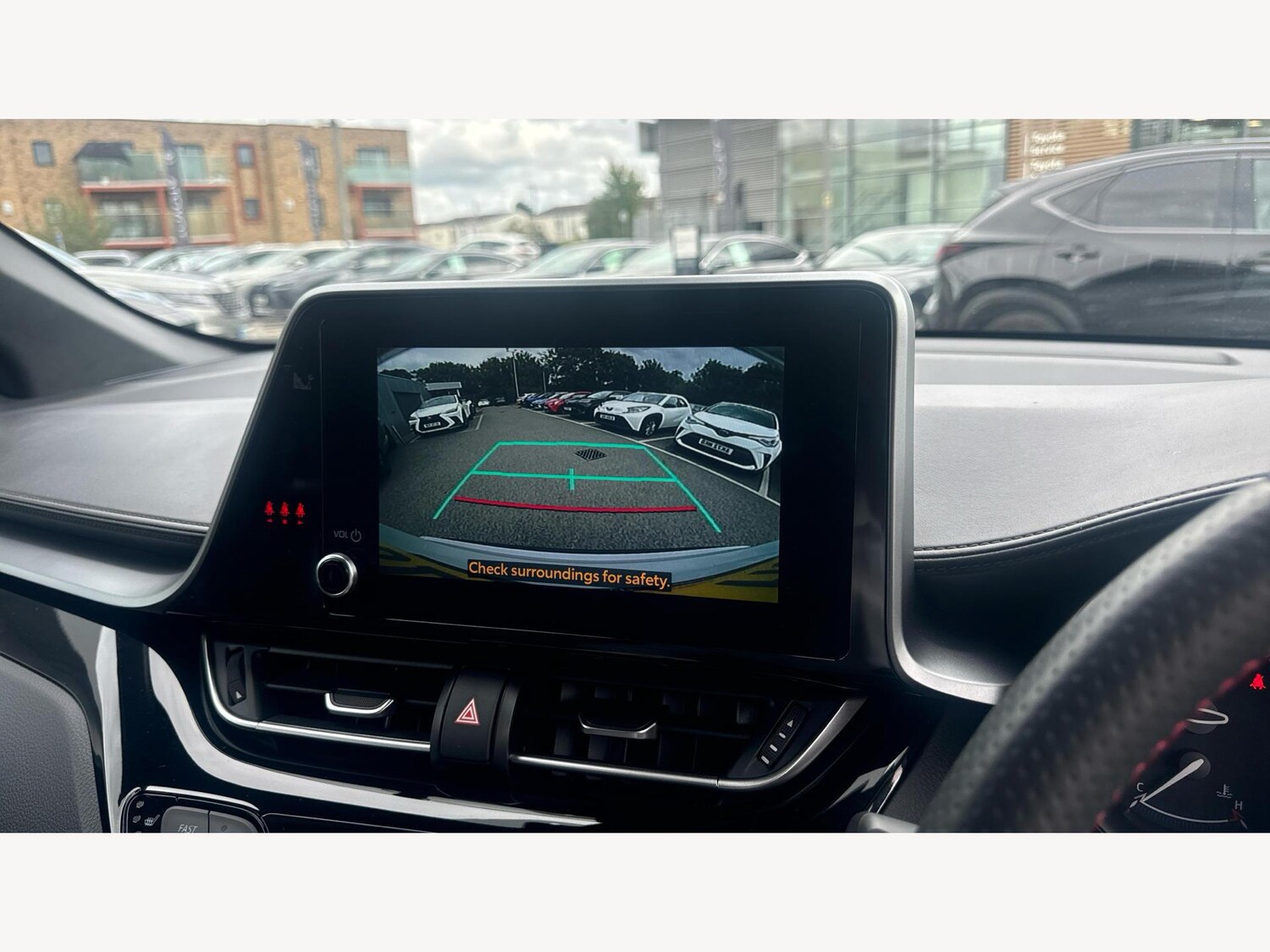 Used Toyota C-HR for sale - 77768346: Photo 24