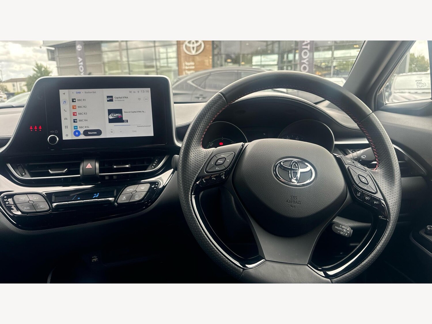 Used Toyota C-HR for sale - 77768346: Photo 8