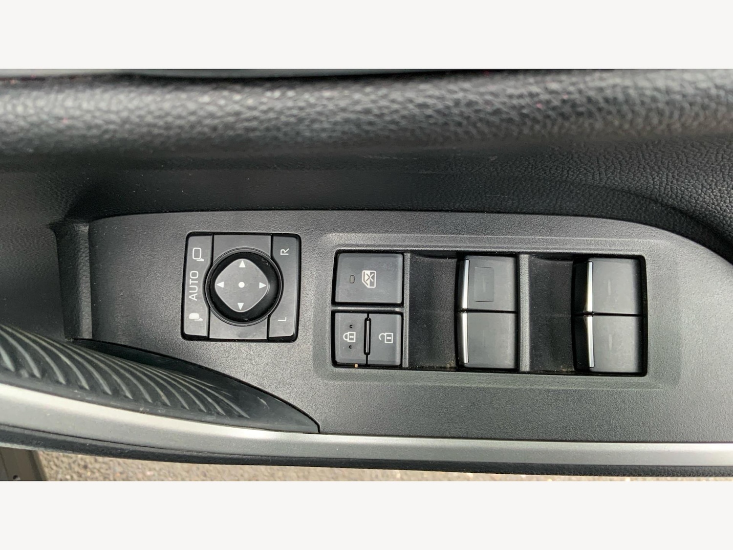 Used Toyota RAV4 2022 for sale - 76388065: Photo 33