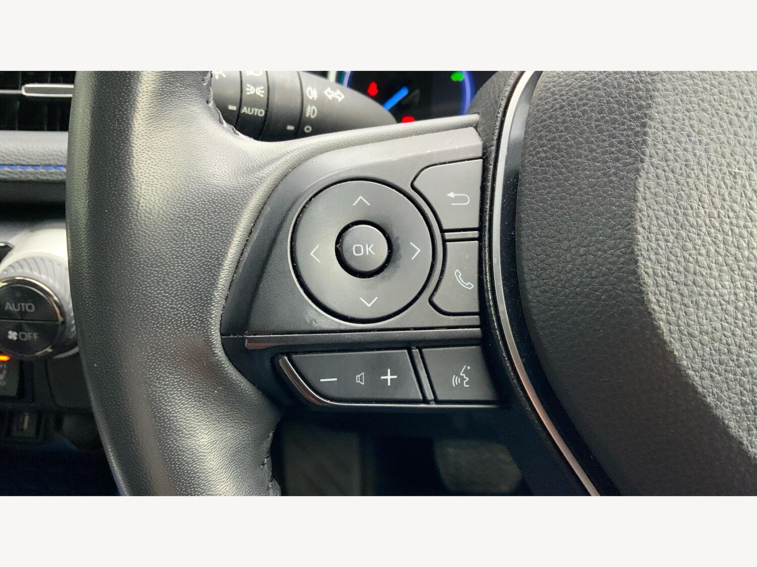 Used Toyota RAV4 2022 for sale - 76388065: Photo 40