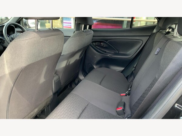 Used Toyota Yaris Cross 2023 for sale - 76258995: Photo 15
