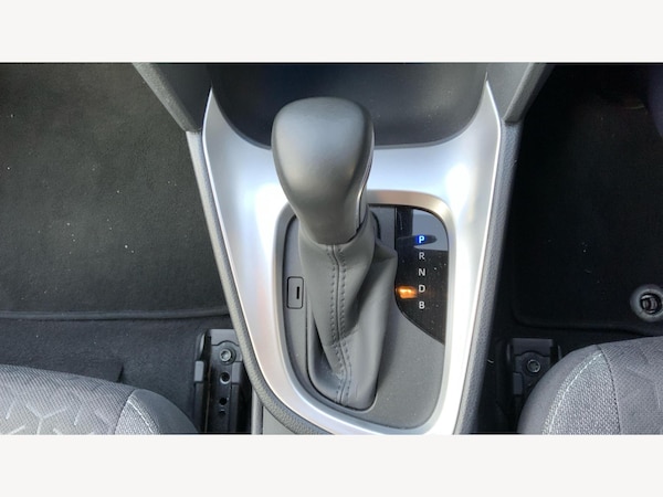 Used Toyota Yaris Cross 2023 for sale - 76258995: Photo 27