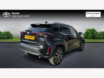 Used Toyota Yaris Cross 2023 for sale - 76258995: Photo 2