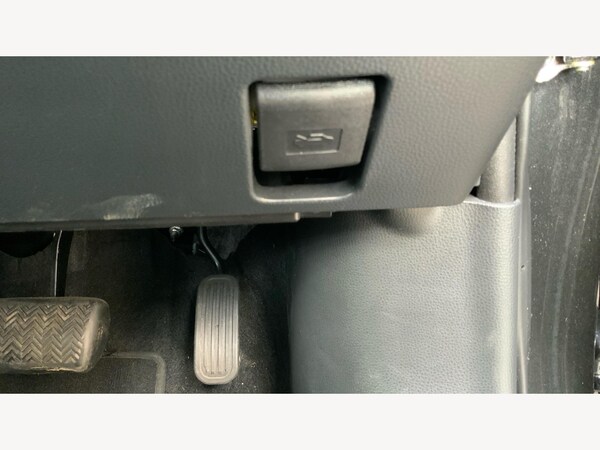 Used Toyota Yaris Cross 2023 for sale - 76258995: Photo 36