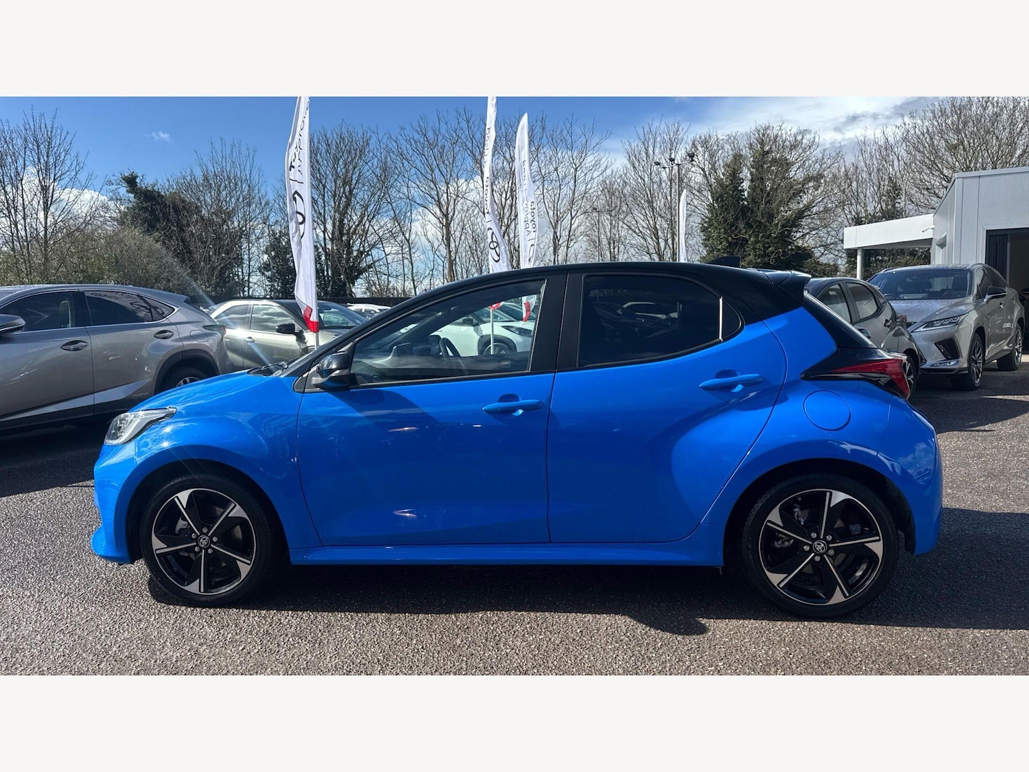 Used Toyota Yaris 2024 for sale - 78072671: Photo 19