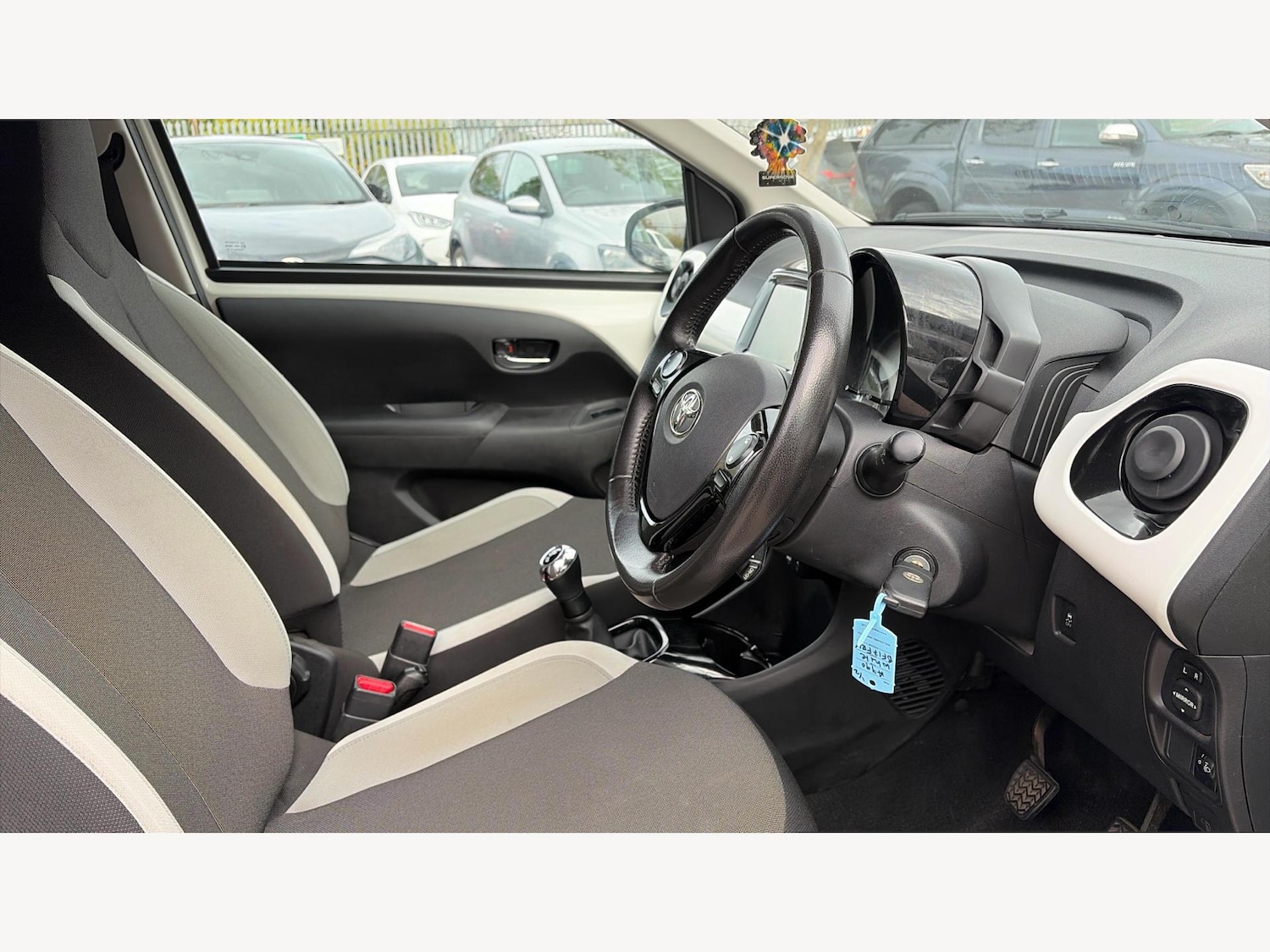 Used Toyota AYGO 2017 for sale - 76425716: Photo 13