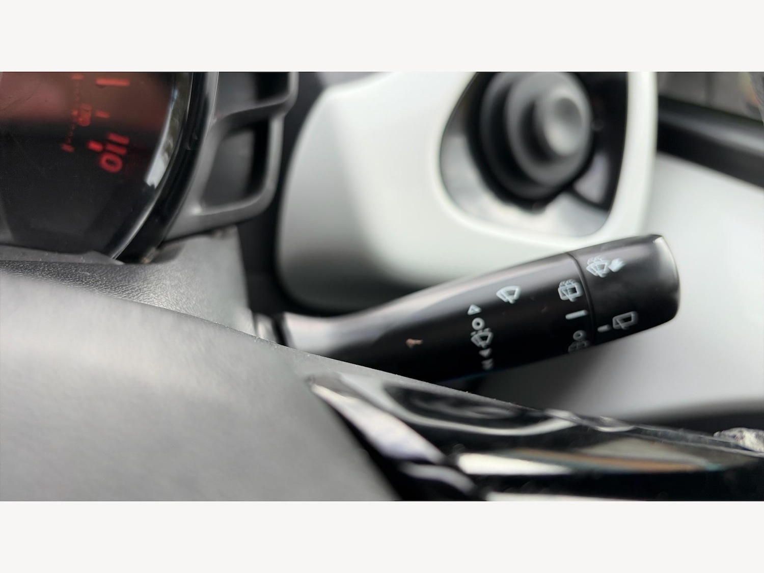 Used Toyota AYGO 2017 for sale - 76425716: Photo 25