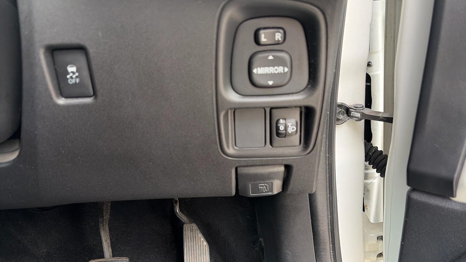 Used Toyota AYGO 2017 for sale - 76425716: Photo 34