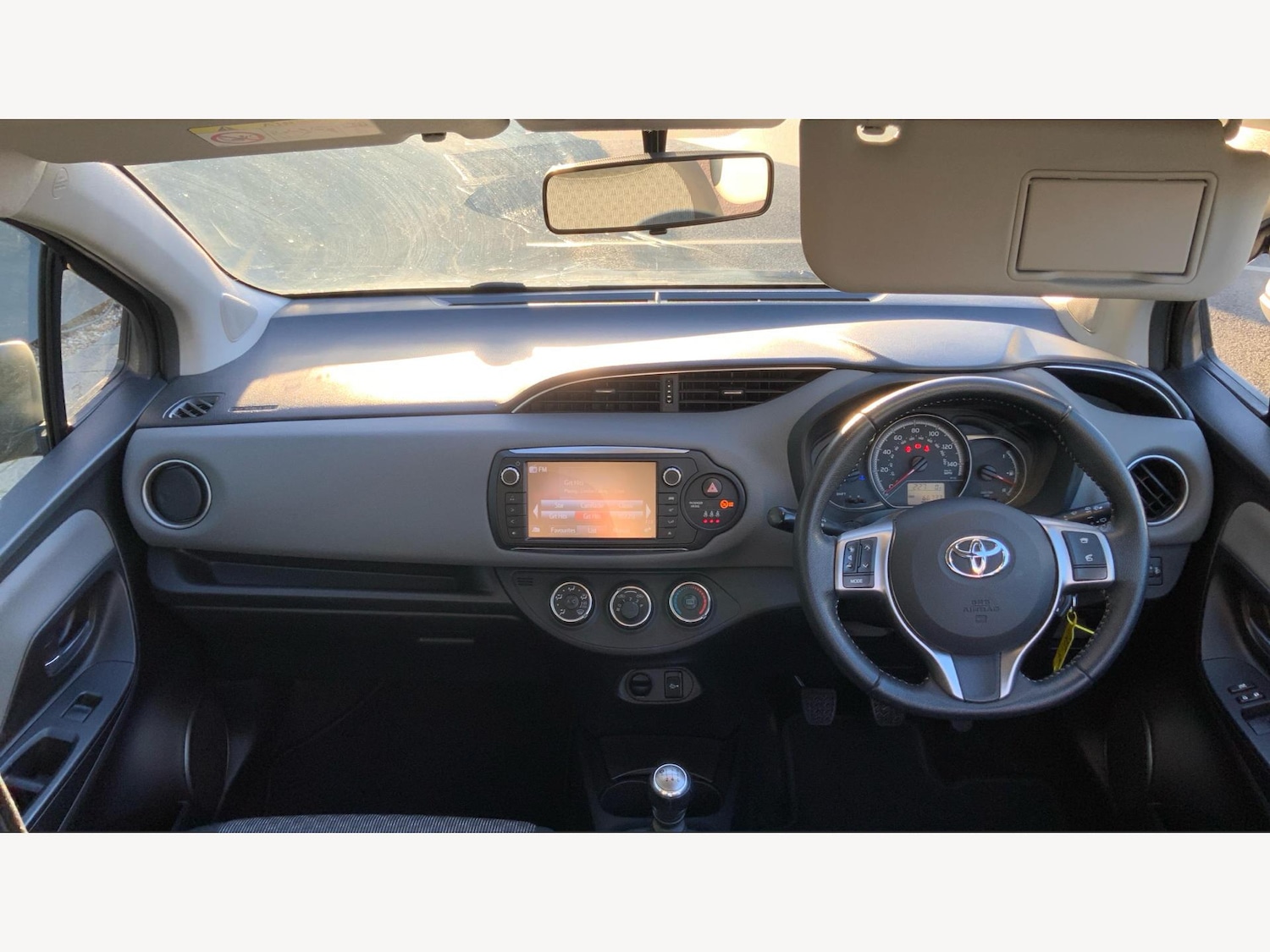 Used Toyota Yaris 2015 for sale - 77144571: Photo 7