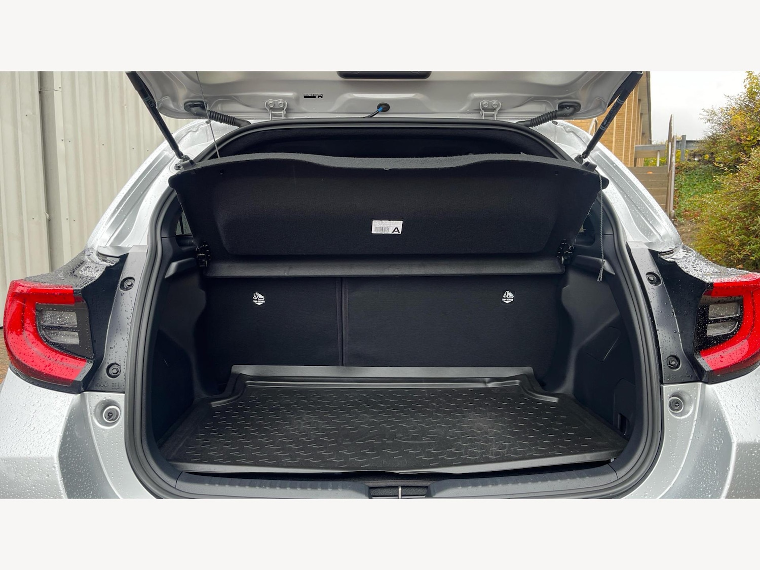 Used Toyota Yaris 2025 for sale - 76002230: Photo 16