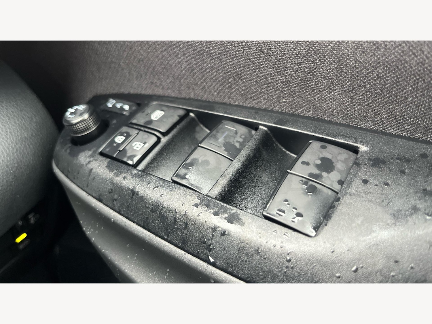 Used Toyota Yaris 2025 for sale - 76002230: Photo 32