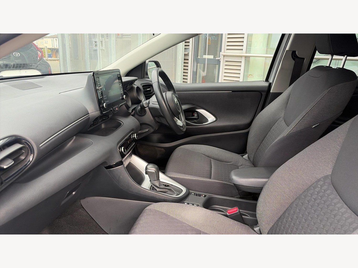 Used Toyota Yaris 2023 for sale - 77109548: Photo 12