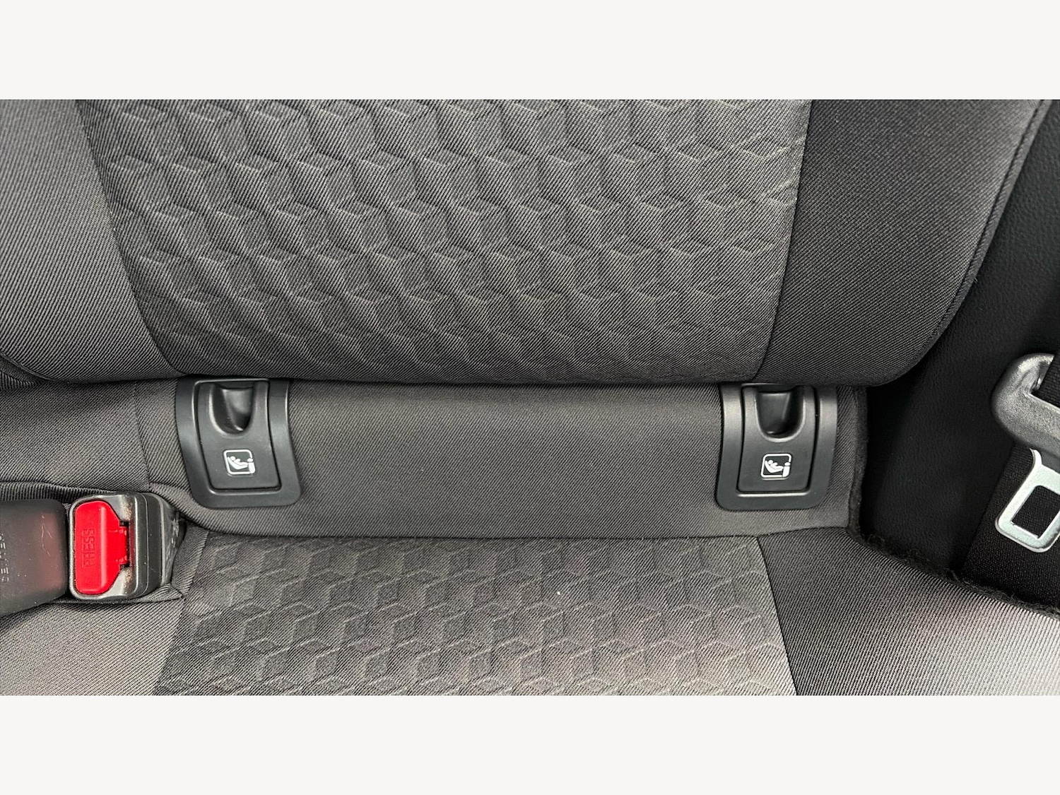 Used Toyota Yaris 2023 for sale - 77109548: Photo 25